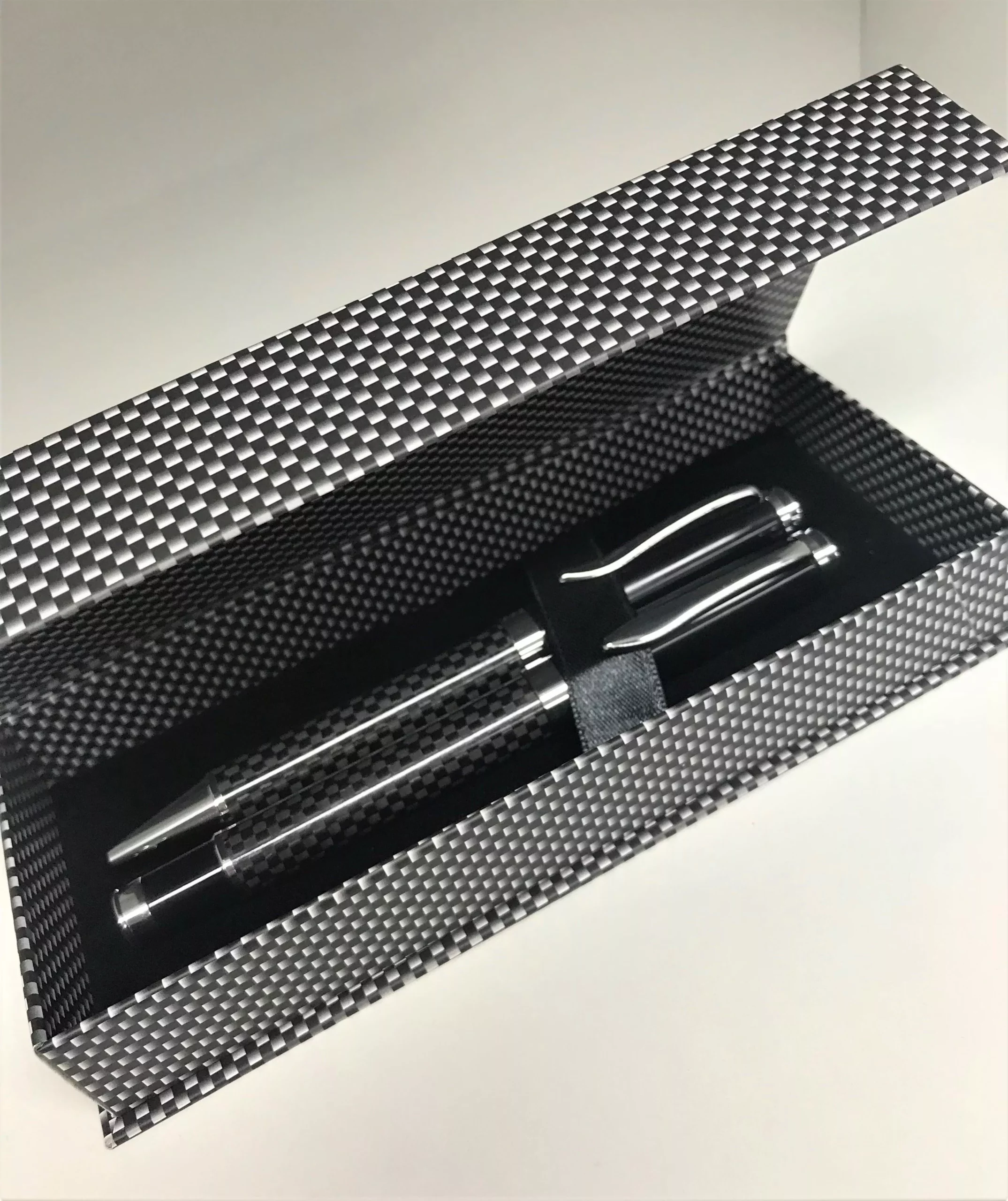 Newmarket Boxed Pen Gift Set 2 Newmarket Boxed Pen Gift Set - Image 2